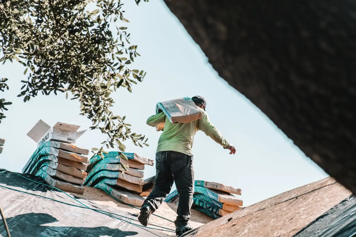roofing zohair-mirza-4XMHsy4Rvi8-unsplash roofing zohair-mirza-4XMHsy4Rvi8-unsplash